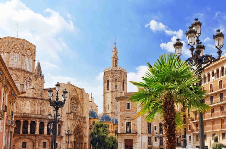 City break vibes just outside Valencia - Valencia