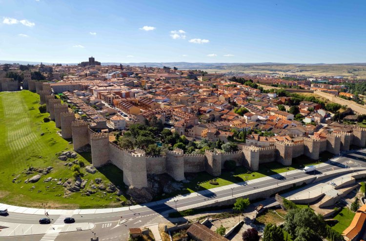 Ávila : nature, piscine, confort 4 étoiles - Ávila