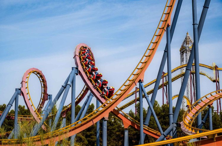 Madrid City Break + Tickets to Warner Theme Park! - Parque Warner