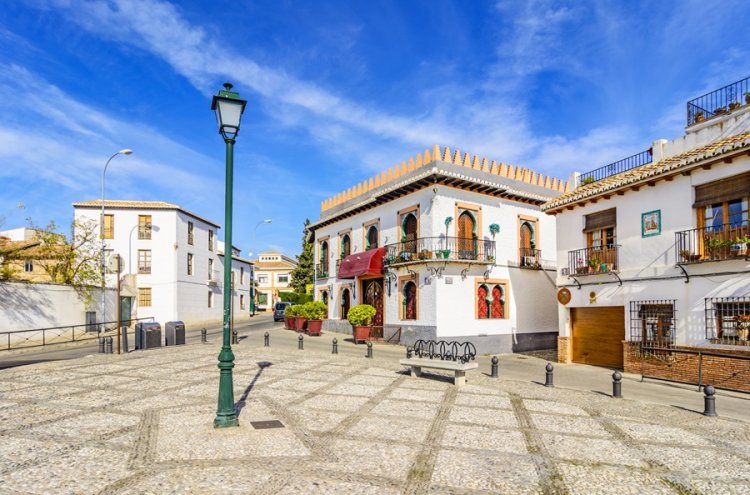 Relaxe com estilo perto de Granada: spa, jardins e cultura - Granada