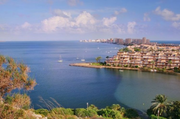 Vacances de la Toussaint en Espagne : cap sur La Manga pour une escapade 4* - La Manga del Mar Menor