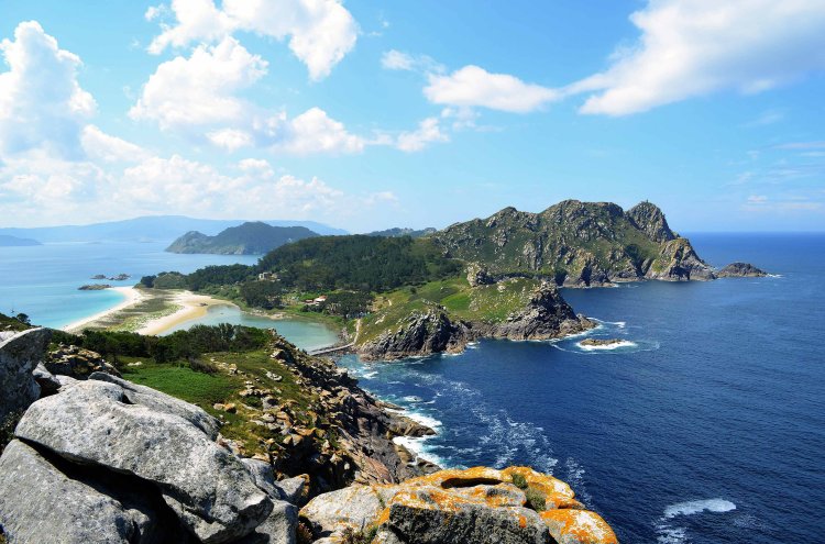 Experience the seaside charm of O Grove Galicia - Rías Baixas