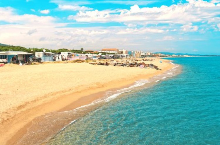 Santa Susanna, oasis de calme réservé aux adultes - Santa Susana