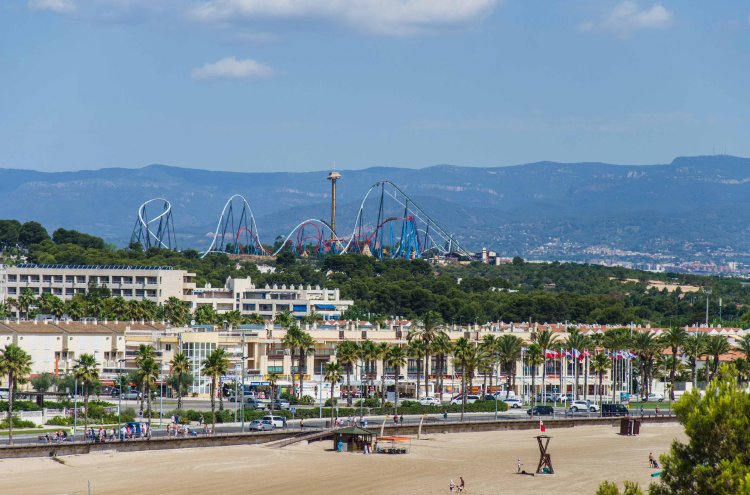 Tout ce dont vous avez besoin à La Pineda en bord de mer - La Pineda