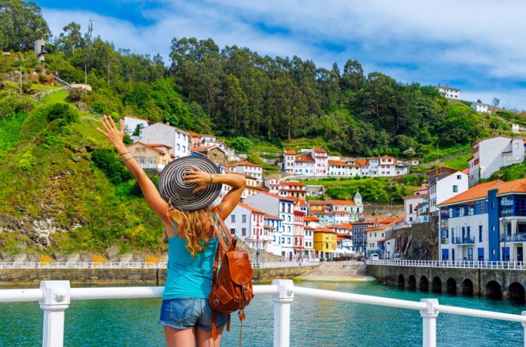 Asturien: Cudillero, Fischerdorf wie im Bilderbuch