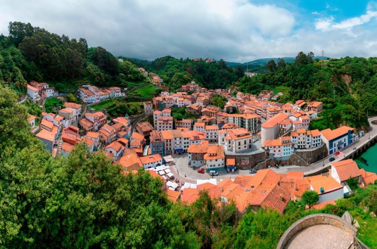 Asturien: Cudillero, Fischerdorf wie im Bilderbuch