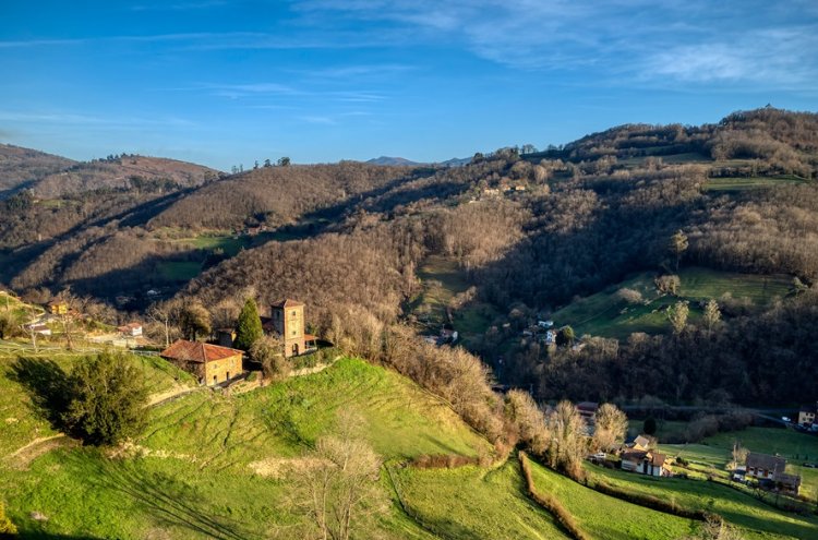 Asturien: Cudillero, Fischerdorf wie im Bilderbuch