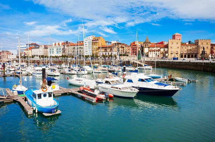 Stadt, Meer & Sidra: Entdecken Sie Gijón von einem gut gelegenen Hotel aus - Gijón