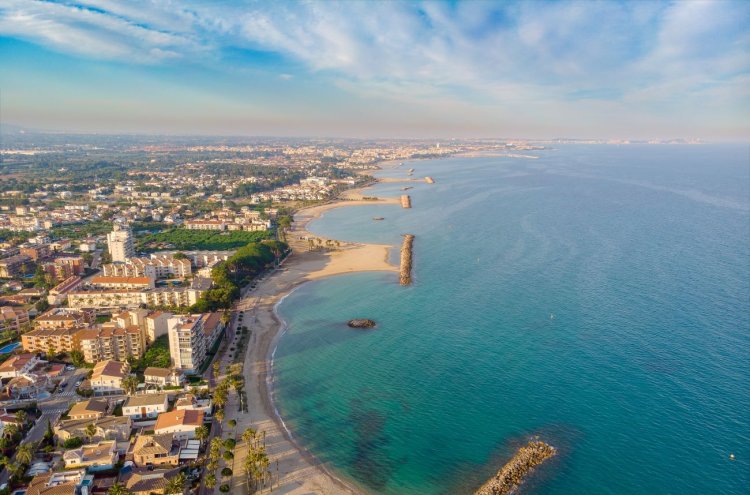 Emoção e sol em Salou: PortAventura World® e Ferrari Land num só plano - Salou