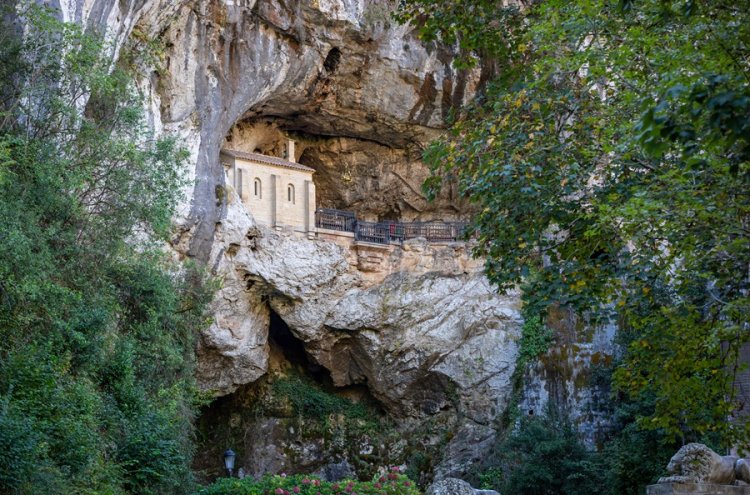 Discover Cangas de Onís in Asturias - Cangas de Onís