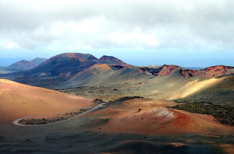 Enjoy Lanzarato at a 4-star hotel - Lanzarote