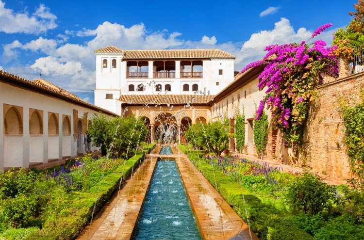 Relaxe com estilo perto de Granada: spa, jardins e cultura - Granada