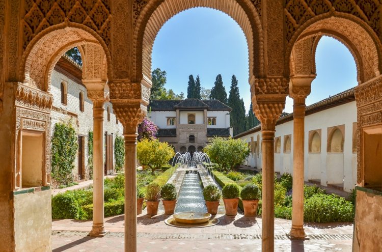 Relaxe com estilo perto de Granada: spa, jardins e cultura - Granada