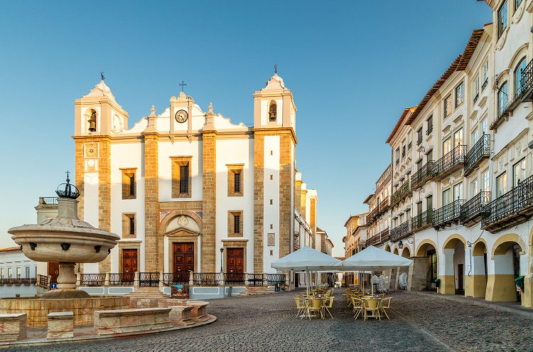 Évadez-vous au cœur de l’histoire et des traditions portugaises - Évora