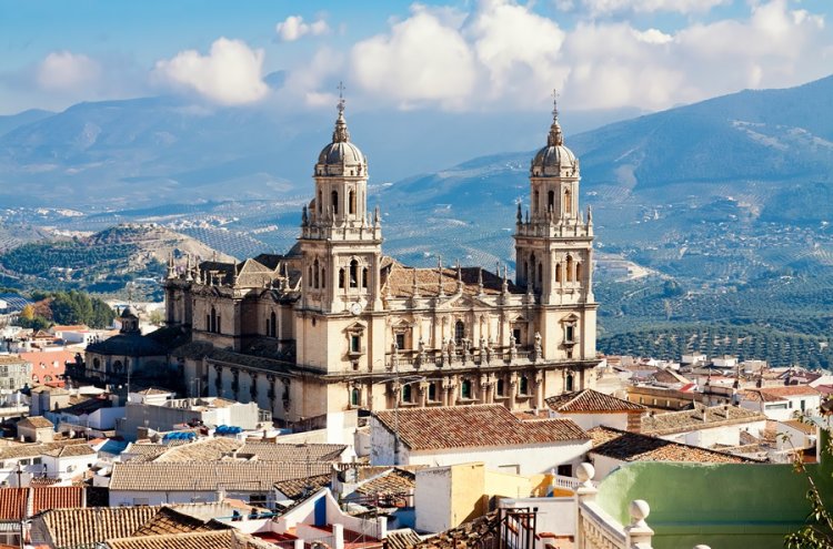 Un palais du XVe siècle doté d'un spa à Jaén - Jaén
