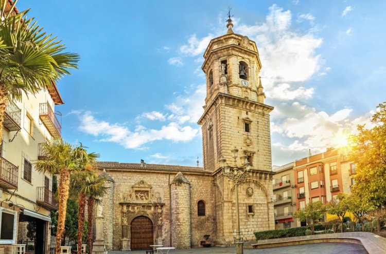 Un palais du XVe siècle doté d'un spa à Jaén - Jaén