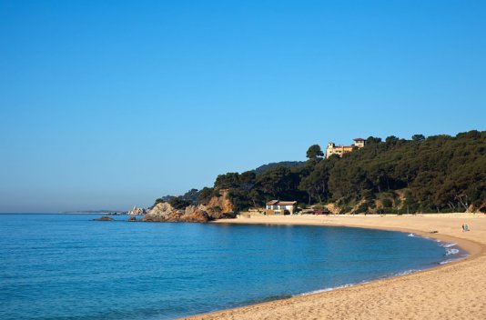 4* Superior Hotel and Full Board on the Barcelona Coast - Destination