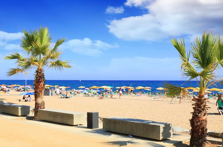 4* Superior Hotel and Full Board on the Barcelona Coast - Destination
