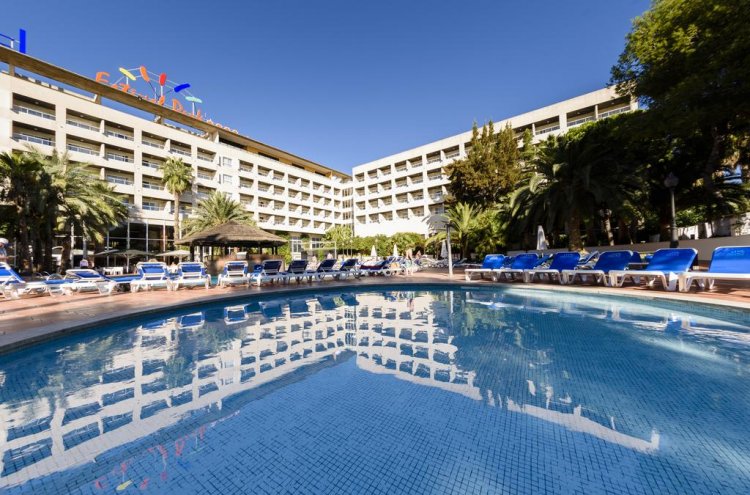 Spend your Summer Holiday in Salou with Full Board - Destination