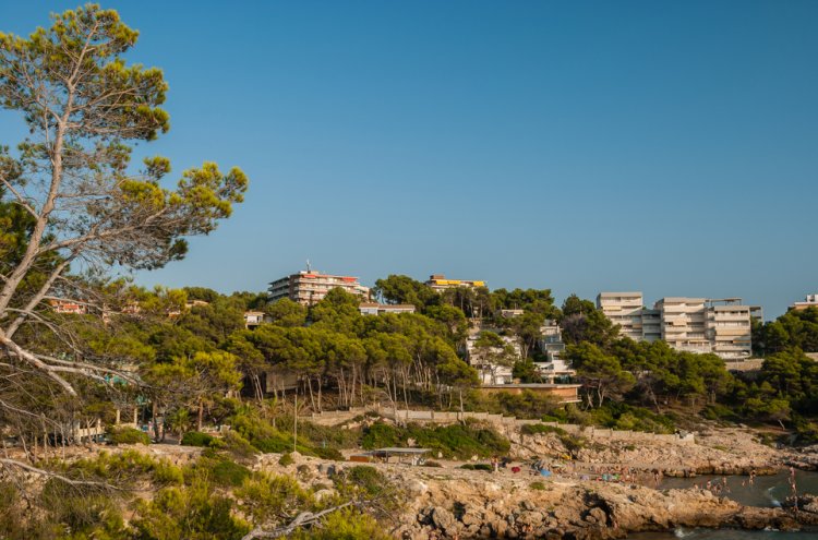 Spend your Summer Holiday in Salou with Full Board - Destination