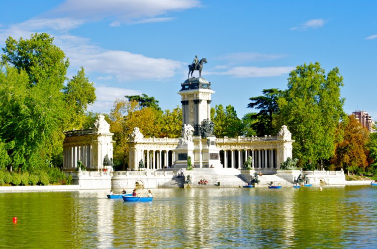 Last-Minute Madrid City Break! - Destination