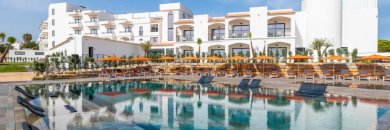 Eleve a sua experiência no Algarve: Hotel 4* Superior com Meia Pensão