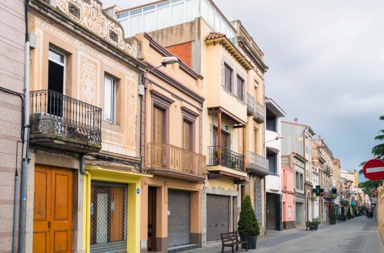 Half-Board Hotel in Malgrat de Mar, Moments from the Beach - Destination