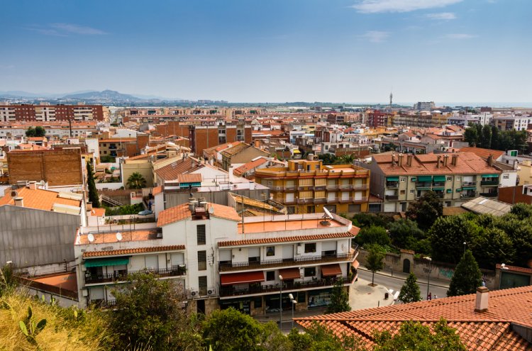 Half-Board Hotel in Malgrat de Mar, Moments from the Beach - Destination