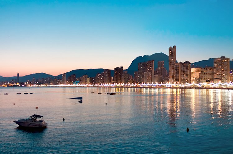 Splash into Savings with This Hotel Offer in Benidorm