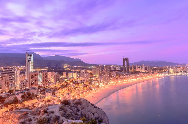 Splash into Savings with This Hotel Offer in Benidorm