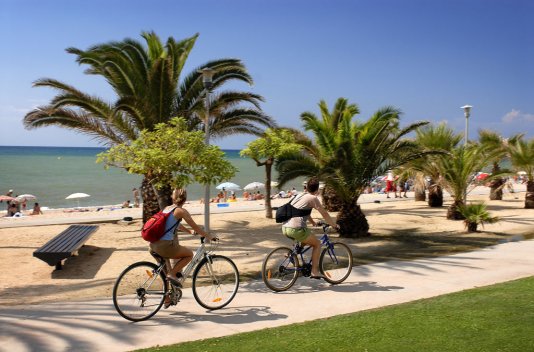 Embrace Relaxation: Experience Pure Bliss at a 4* Superior Hotel in Pineda de Mar - Destination