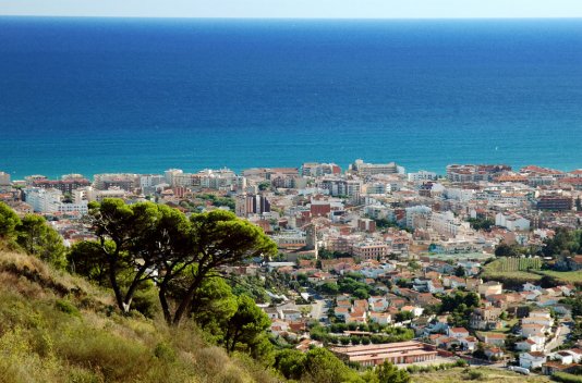 Embrace Relaxation: Experience Pure Bliss at a 4* Superior Hotel in Pineda de Mar - Destination