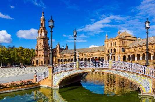 Seville City Break: Puerta del Sur Apartments with Cruise - Destination