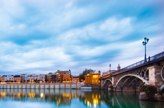 Seville City Break: Puerta del Sur Apartments with Cruise - Destination