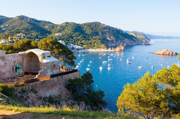 Hotel Tossamar in Costa Brava - 50% discount for Kids! - Destination