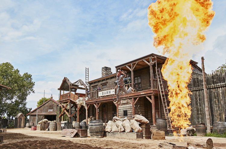 Hotel Caribe 4* in PortAventura World - Excellent discounts for kids! - Destination