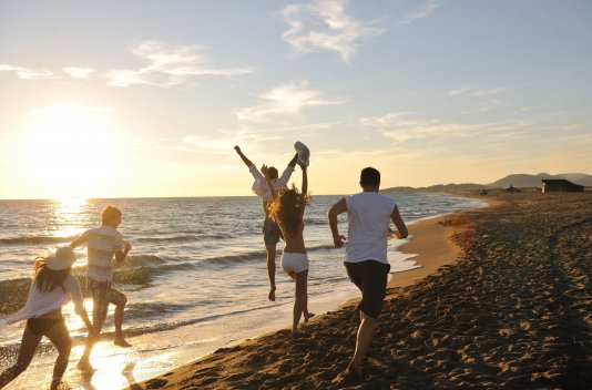 Beachfront Hotel Brisamar Suites in Comarruga - Costa Dorada - Destination