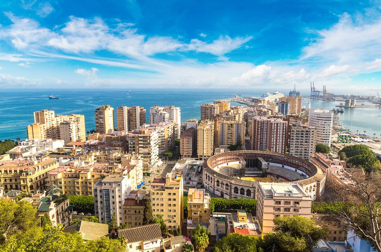 Hotel Hilton Garden Inn Málaga - Kids Stay for FREE! - Destination