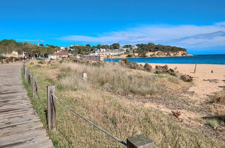 Sant Feliu de Guíxols em hotel 4* com Pequeno-Almoço - Destino
