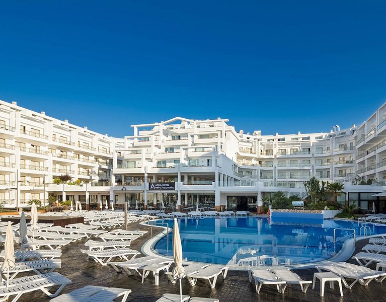 Luxo em Santa Susana num hotel 4* à beira-mar