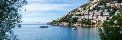 Costa Brava com Praia, Conforto e Charme Mediterrânico