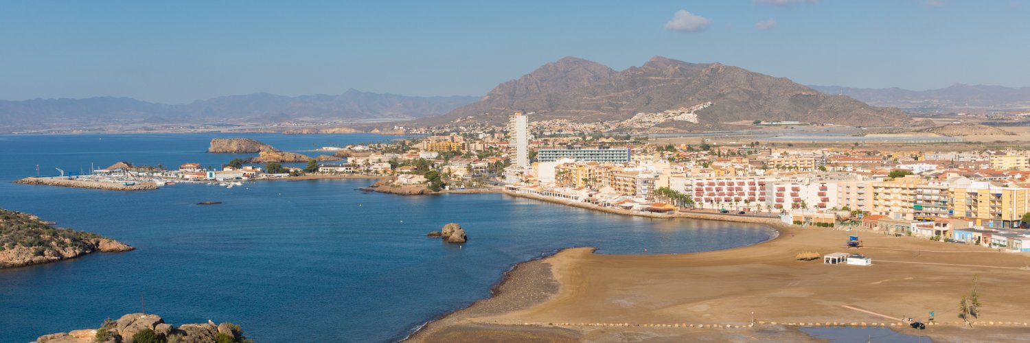 Enjoy the Costa Calida on the beachfront with Full Board FREE CHILD!