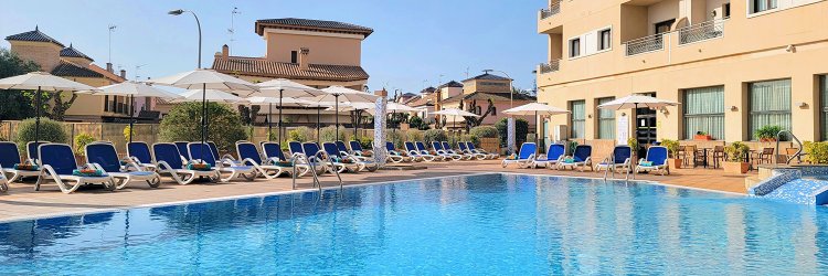 Family Holidays on the Mar Menor Seafront with Free Child