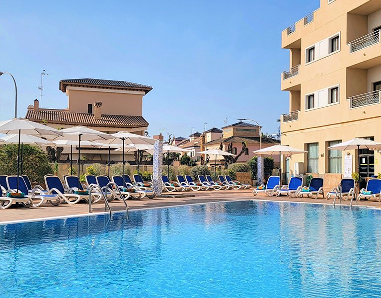 Family Holidays on the Mar Menor Seafront with Free Child