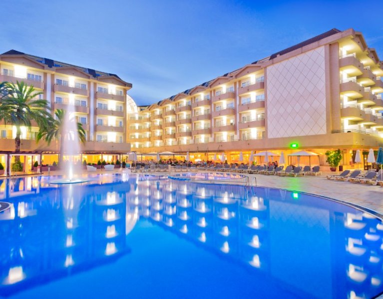 Séjour à Santa Susanna – Hôtel 4* proche de la plage