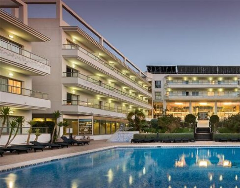 Évasion balnéaire à El Albir – Spa & calme méditerranéen