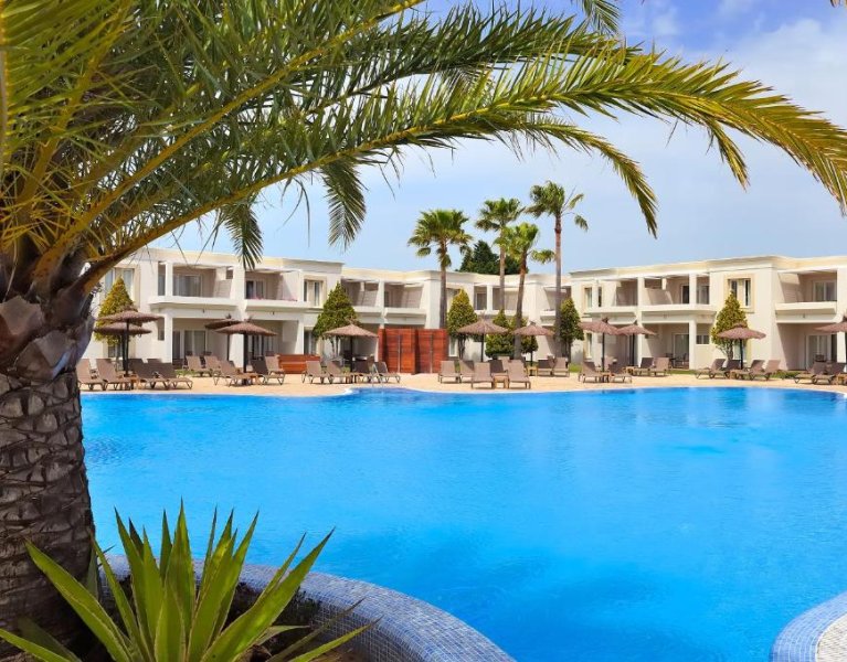 4* Hotel an der Küste von Cádiz in einer Junior Suite 2 KINDER GRATIS!