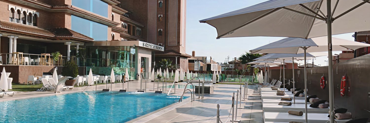 Granada's 5* Spa Escape: Luxury & Relaxation Await