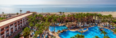 End of season in Roquetas de Mar and 4* hotel 2 children FREE!