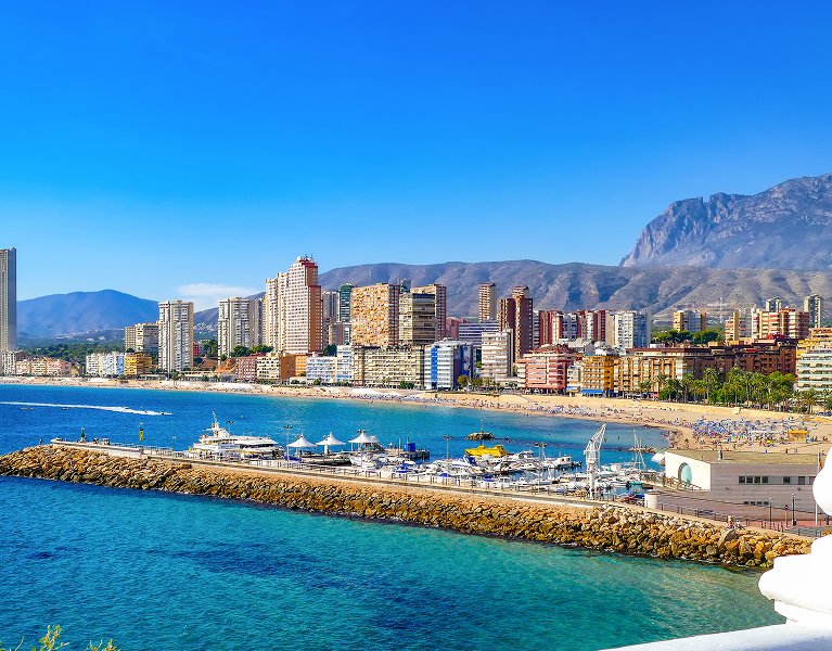 Sol, mar e boa energia em Benidorm